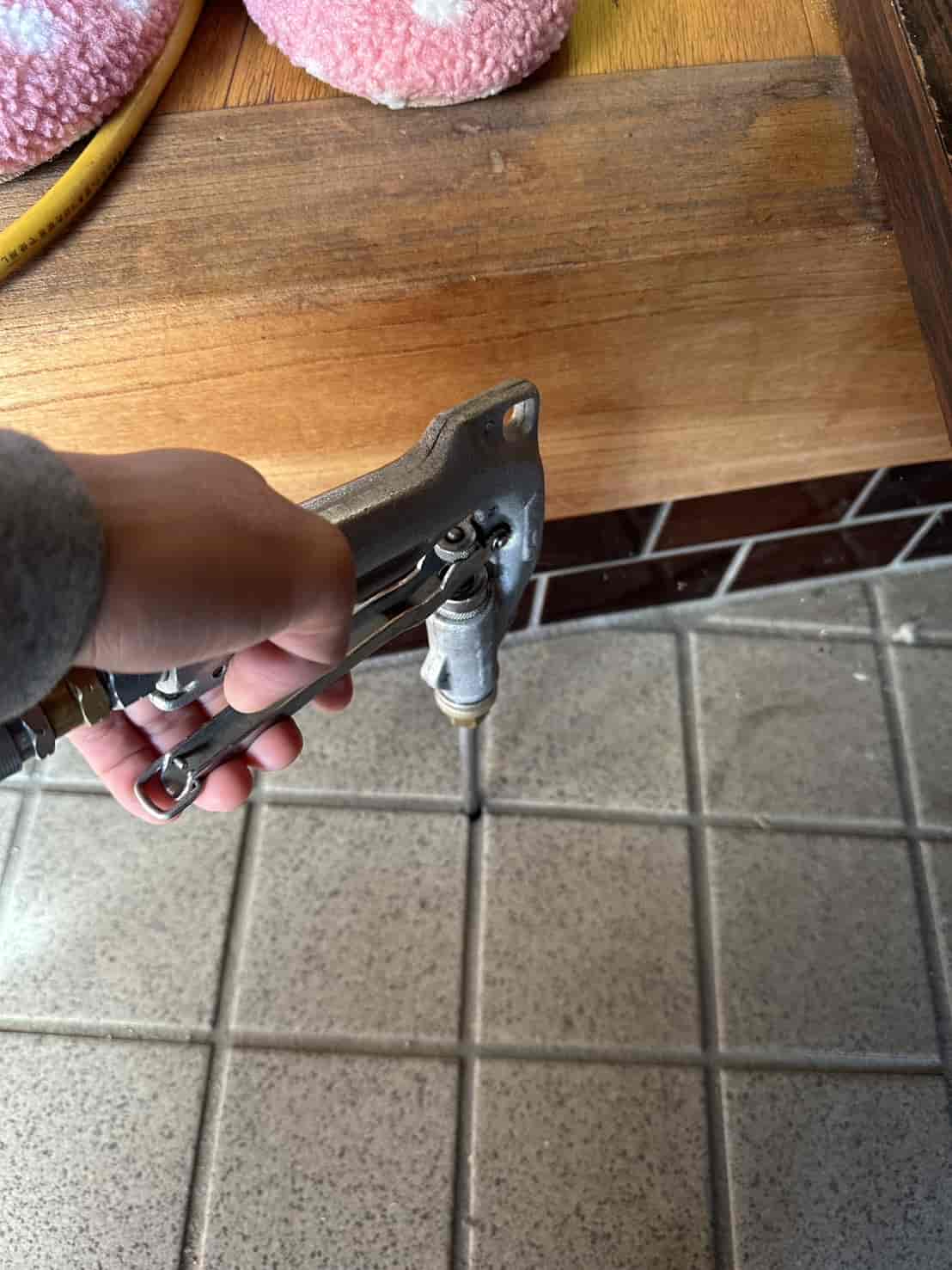 香川県坂出市｜中古住宅購入後の「安心への投資」。床下全面バリアと玄関・水回りスラブ穿孔注入で、見えない侵入経路を完全封鎖