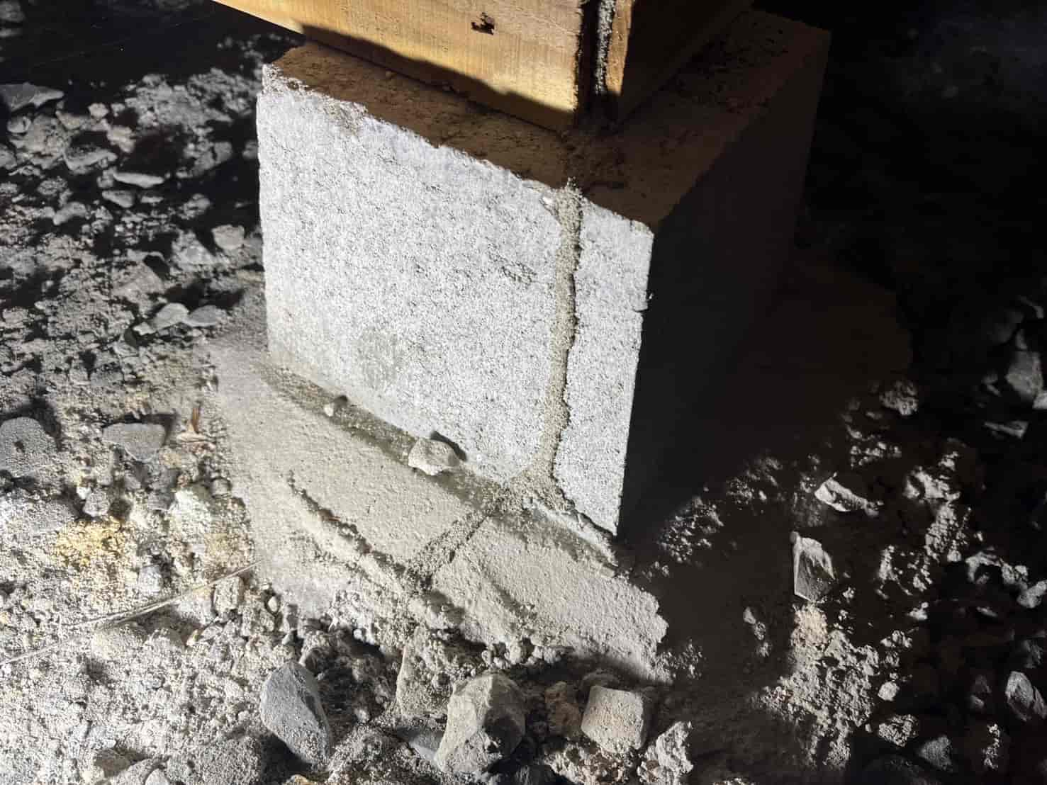 滋賀県東近江市｜複雑な「迷宮基礎」に隠れた侵入路。ハツリ作業と4種の穿孔注入で、構造の死角をすべて叩き潰した徹底防除録