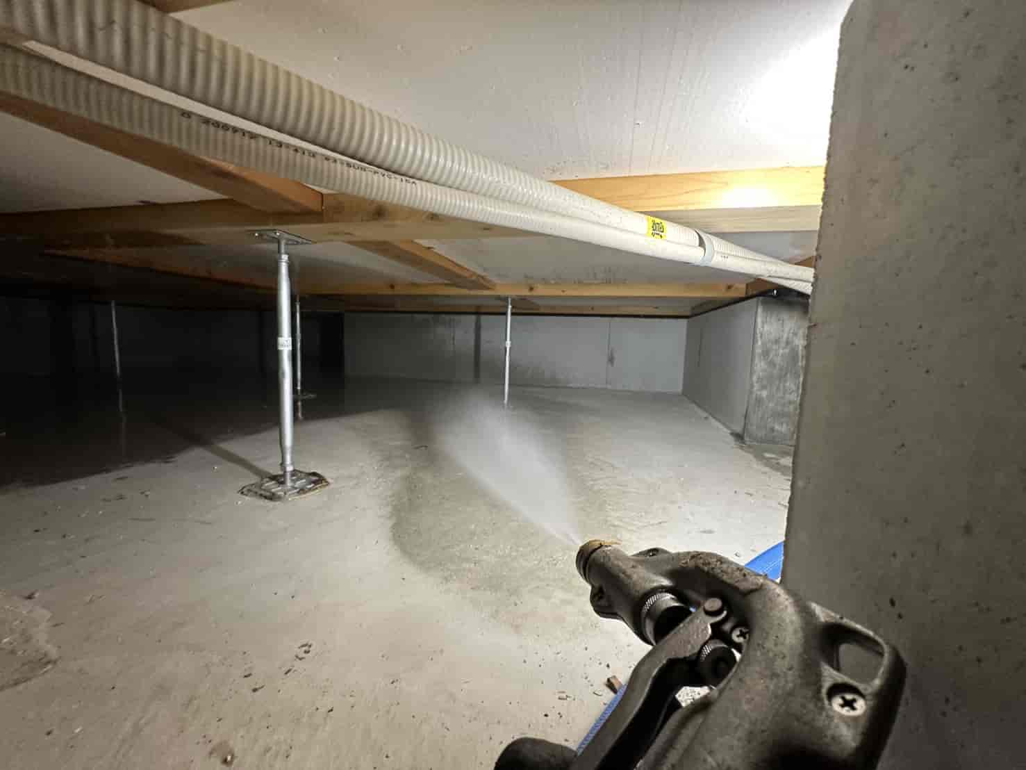 和歌山県和歌山市｜温暖多湿な風土に備える「被害ゼロ」の防壁。湿気の死角を先制消毒し、住まいの健康寿命を延ばした予防更新録